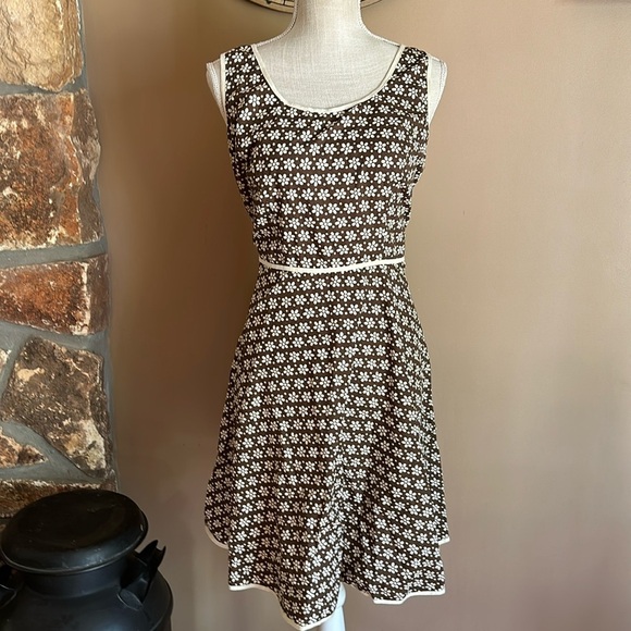 Max Studio Floral Summer A-line Dress Size Medium Brown and White - Picture 1 of 9